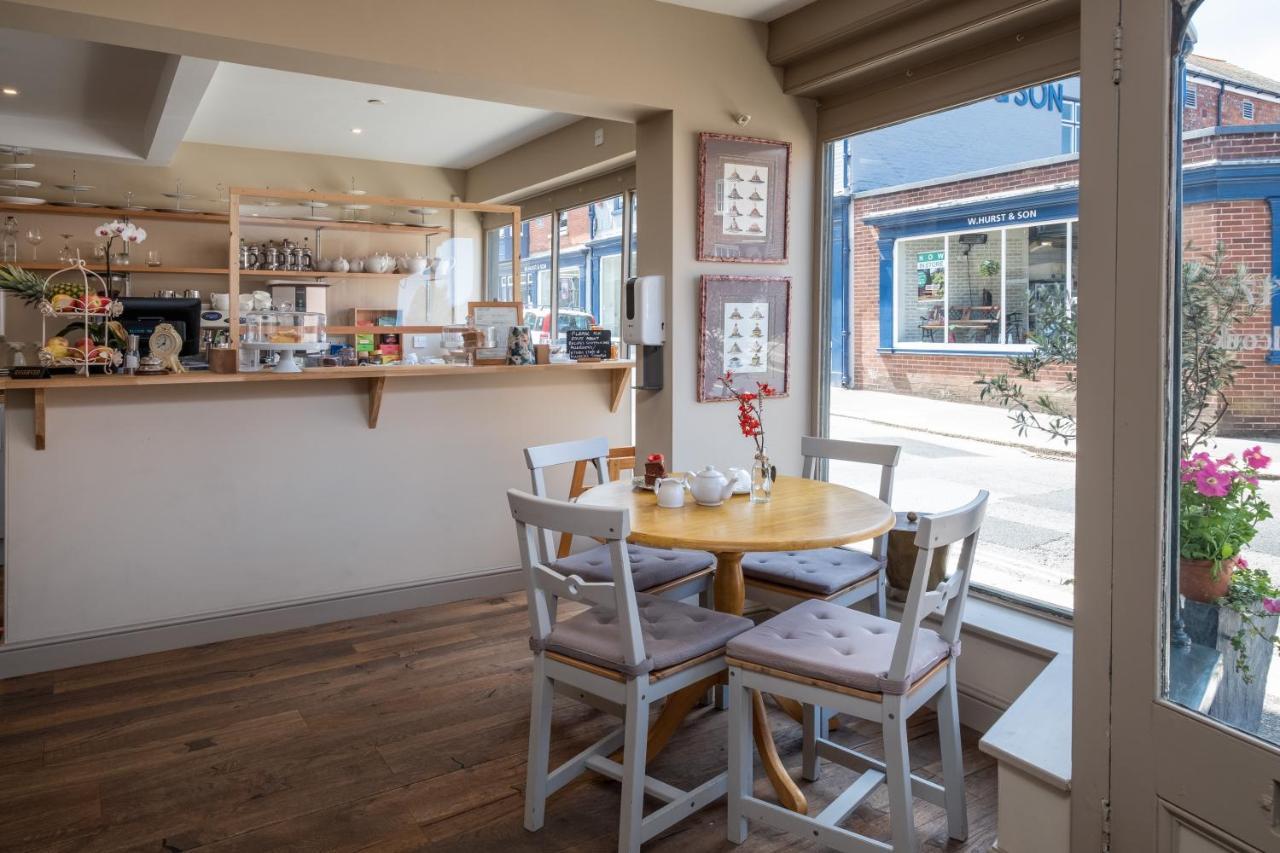 One Holyrood Hotel & Cafe Νιούπορτ Εξωτερικό φωτογραφία